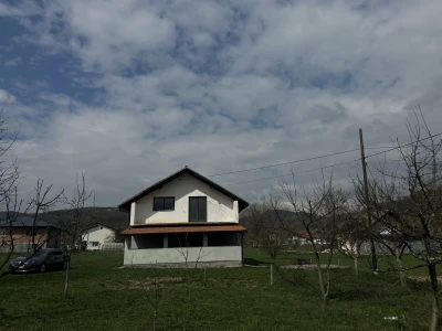 Kuca hadzici