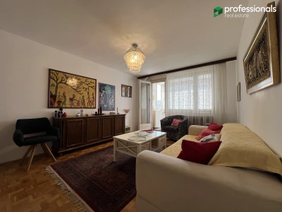Trosoban stan Hrasno Novo Sarajevo 71 m2
