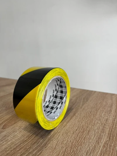 Ljepljiva traka 50mm 30 m  3M crno zuta