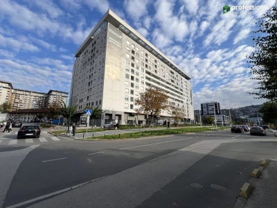 Četverosoban dvoetažni stan sa garažom Veneto Otoka Sarajevo - [Iznajmljivanje]