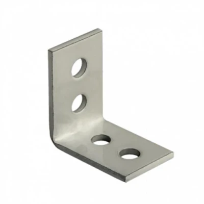 KW30 USKOKUTNI NOSAČ 30X30X14X1,5MM 40019