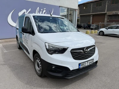 Opel Combo 2022 1.5 crdi Teretno/Navi