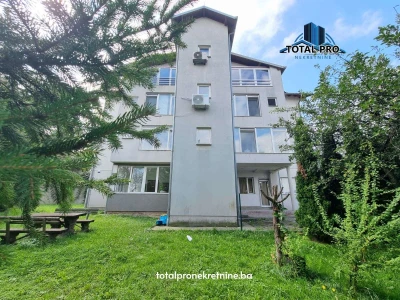 Trosoban stan – Triglavska / Hrasno Brdo