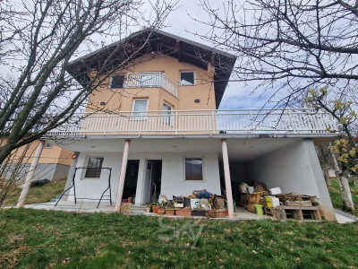 Kuća Binježevo sa Zemljištem