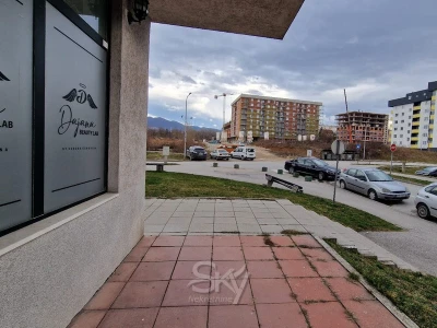 Poslovni prostor, Dobrinja IV,