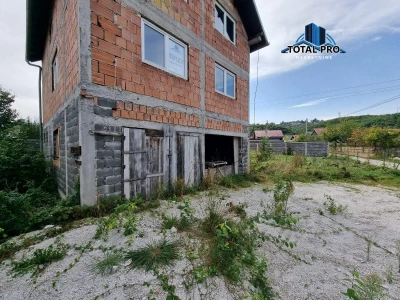 Zemljište sa izgrađenim objektom Osik / Osijek – Ilidža