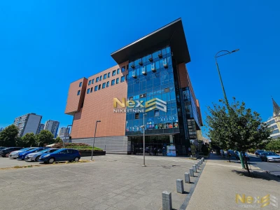 Poslovni prostor u TC ROBOT na Socijalnom