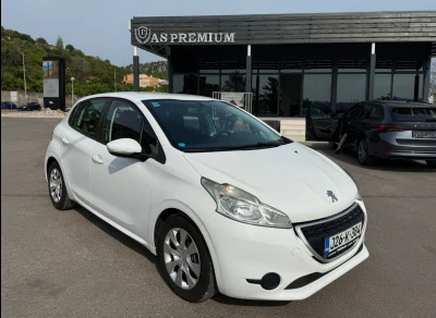 Peugeot 208 1.4 HDI 50 KW 2012g