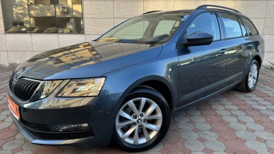 ŠKODA Octavia 2.0 TDi DSG "STYLE" LED NAVI Karavan Facelift 2020