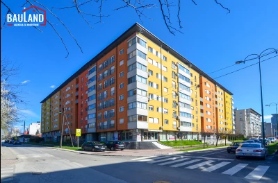 Dvosoban, dvostrano orijentisan stan, 62m2, balkon, lift / Čengić Vila, Općina Novo Sarajevo