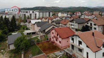 BAULAND/ Kuća u centru Istočnog Sarajeva/ Parcela 445m2
