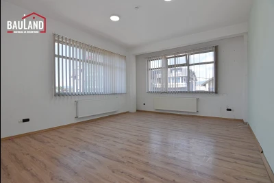 Poslovni prostor, 40m2 / preko puta Aerodroma, Općina Ilidža - [Iznajmljivanje]