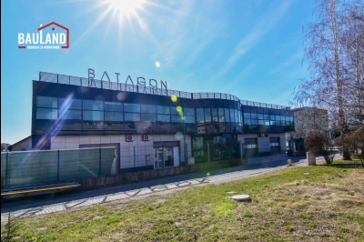 BAULAND/ Reprezentativan poslovni objekat 1500m2/ Stup - [Iznajmljivanje]