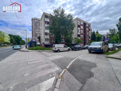 BAULAND/ Višenamjenski poslovni prostor/ Hrasno