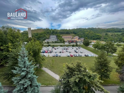 BAULAND/ Renoviran trosoban stan 76m2/ Dobrinja