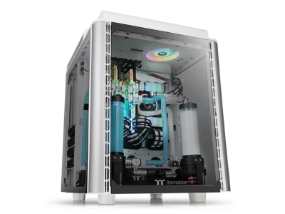 Thermaltake Level 20 HT Snow full-tower, tempered glass, 2x standard 140mm fans