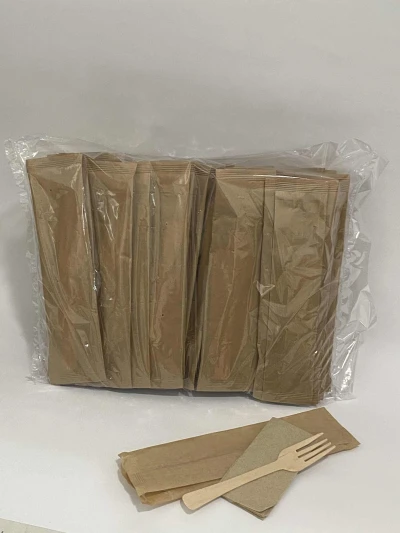 Set pribor drveni viljska+salveta  50 kom