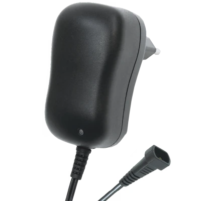 home Adapter 1000/2000 mA, 3-12 V, sa više priključaka - MW MB10N