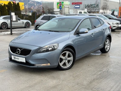 Volvo V40 2.0 Dizel 120 ks D2 ALU NOVE GUME ALARM