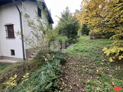 Vikendica-Kuća sa zemljištem 2524m2 - Sarajevo/Dobroševići