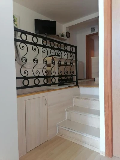 Prodaje se poslovno-stambeni objekat (stan-apartman) u Mostaru